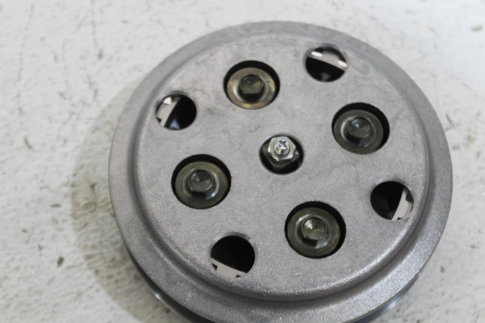 1999-2010 SUZUKI MARAUDER GZ250 CLUTCH W BASKET HUB - Image 2 of 4