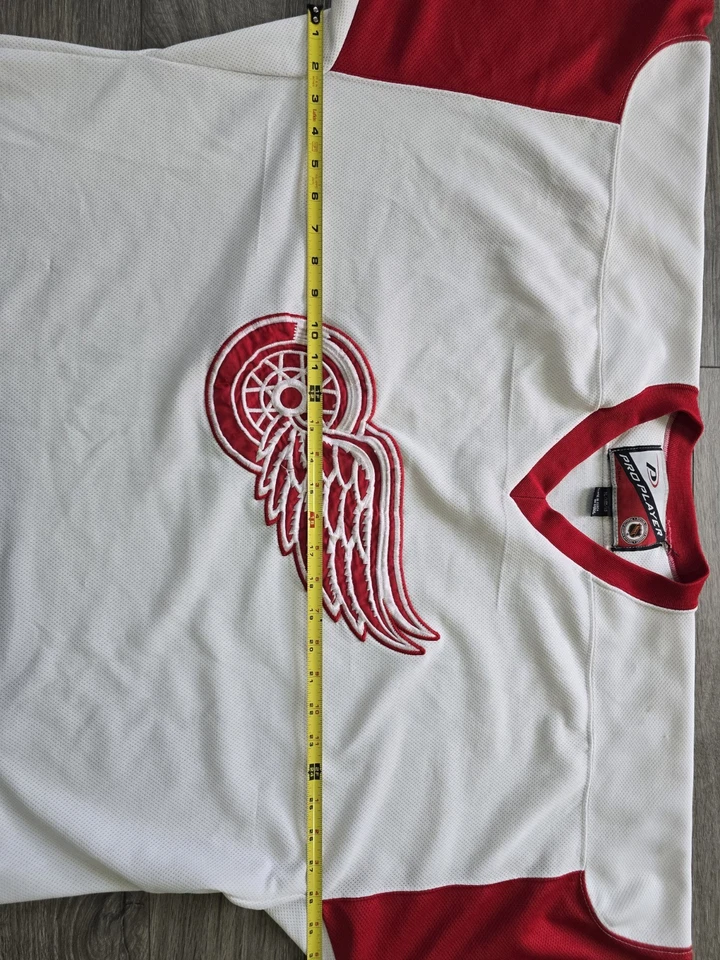 Late 90’s Pro Player Detroit Red Wings Jersey Size Men’s XL  - Image 4 of 4