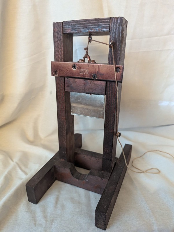 HAND MADE CUSTOM MINATURE GUILOTINE MODEL