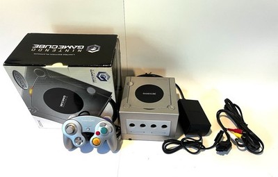 Nintendo GameCube Platinum Silver DOL-101 Console System Complete in Box CIB