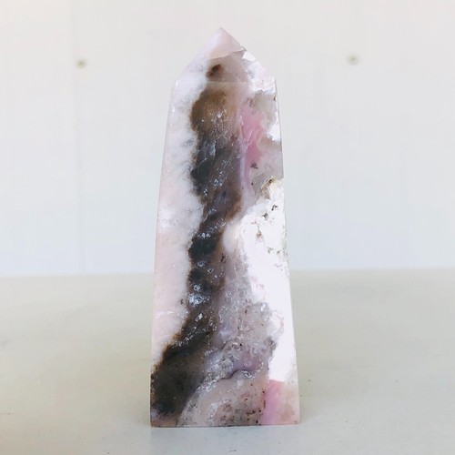 112g Natural Pink Chalcedony Agate Quartz Crystal Obelisk Wand PointHealing S850 - Picture 3 of 14