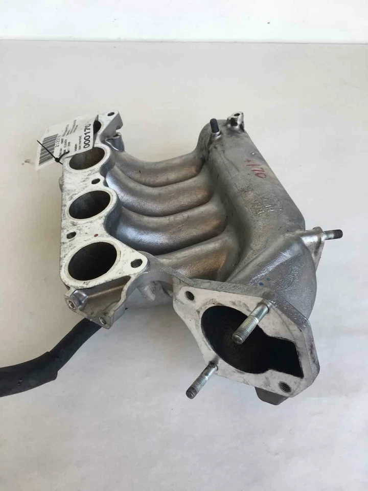 Colector de admisión del motor Honda Element 2003-2006 2,4 L OEM Foto 4 de 4