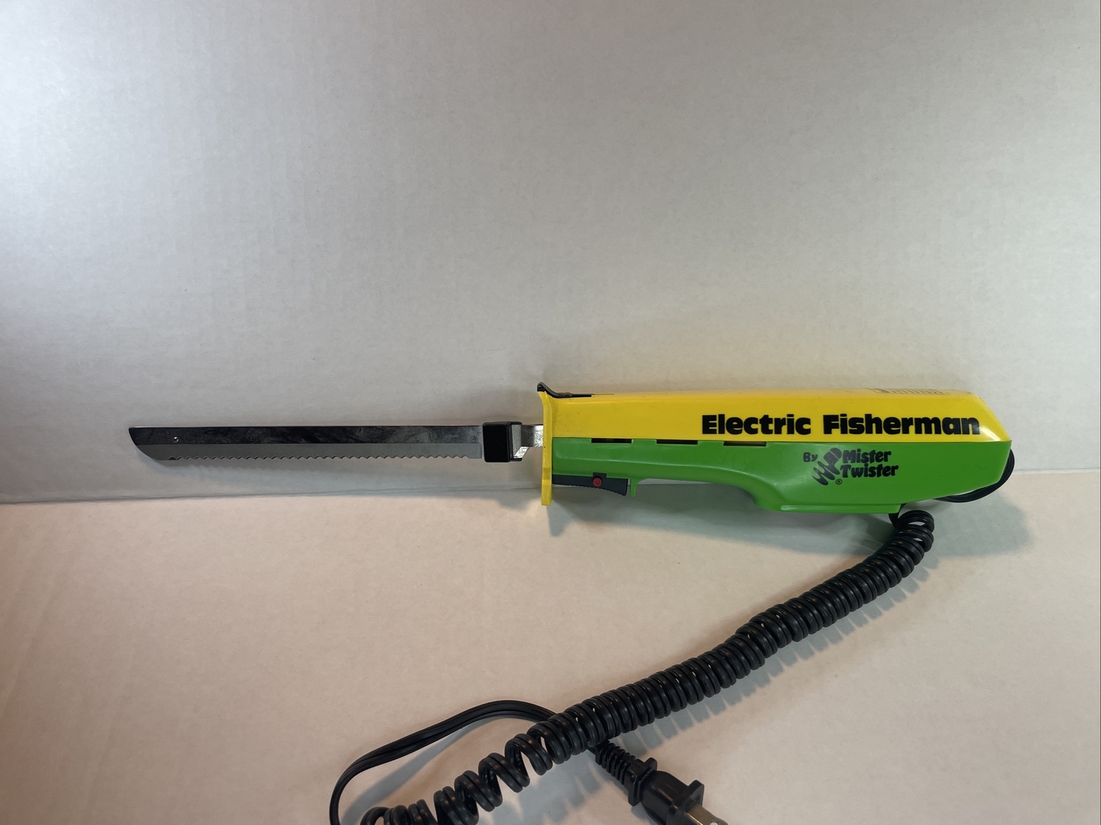 Mister Twister Electric Fisherman Knife MT1201 Fishing Fillet Includes Blades eBay