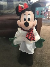 Christmas Holiday Disney 24 in Tall Minnie Mouse Greeter in White Snow Dress