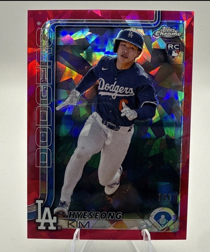 2025 Topps Chrome Sapphire Hyeseong Kim PADPARADSCHA 1/1 Rookie RC #152 Dodgers