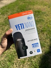 Blue Yeti Nano USB Condenser Microphone Dual-Pattern Black Mute Switch Volume