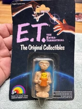 1982 E.T. THE EXTRA TERRESTRIAL THE ORIGINAL COLLECTIBLES - HOLDING POPCORN LJN