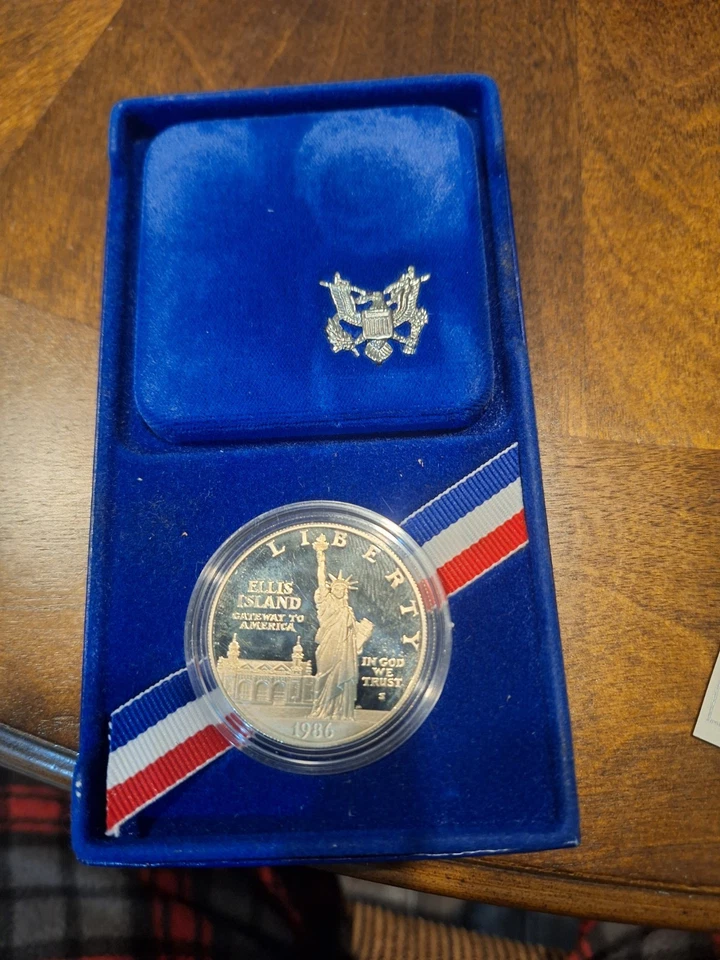 1986-S Statue of Liberty Silver Dollar PROOF 90% Silver, OGP w/ COA A6 - Image 3 of 4