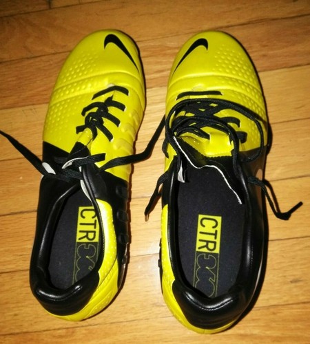 Nike CTR 360 Soccer Cleats/Shoes Size 7 