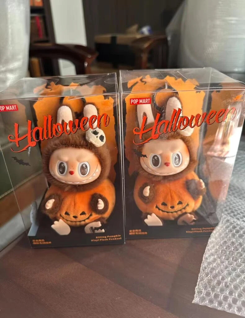Authentic LABUBU Happy Halloween Party-Sitting Pumpkin Vinyl