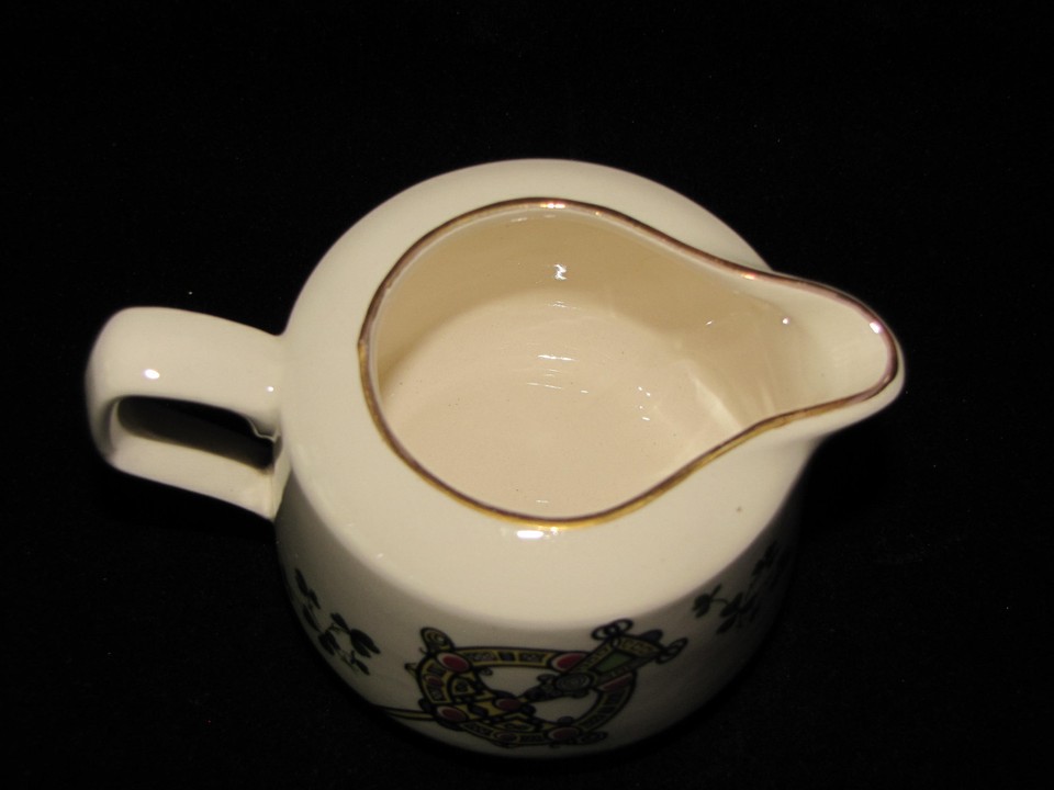 Ensemble Enfant Assiette + Coupelle + Tasse - Carrigdhoun Cork Ireland - Céramique Blanche - Occasion