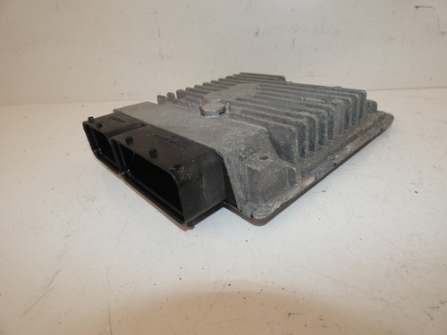 Centralina motore Skoda Rapid Spaceback anno 2014 1.6 TDi 77 KW 03L906023LM - Foto 4 di 6