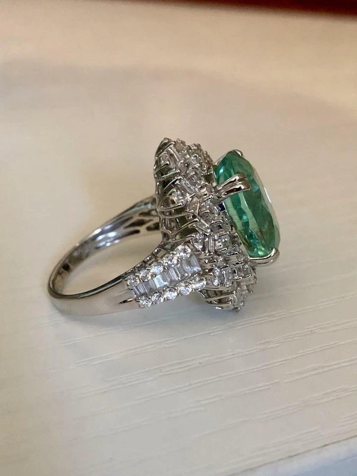 10.22CT Neon Green Paraiba Tourmaline With 3.05CT Shiny Clear CZ Engagement Ring - Image 3 of 4