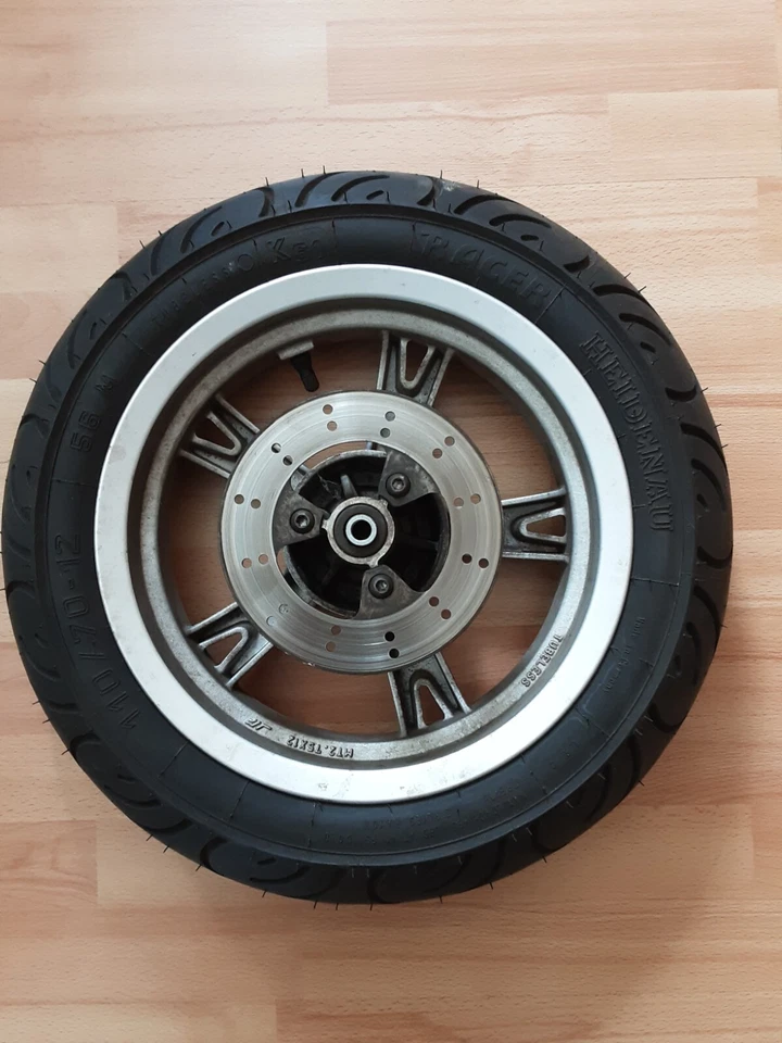 Peugeot Kisbee 4 Takt Vorderrad mit Bremsscheibe Reifen Heidenau 110/70-12 - Bild 4 von 4