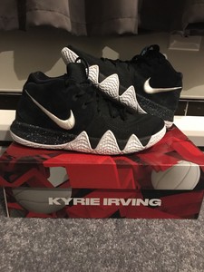 kyrie 4 size 7