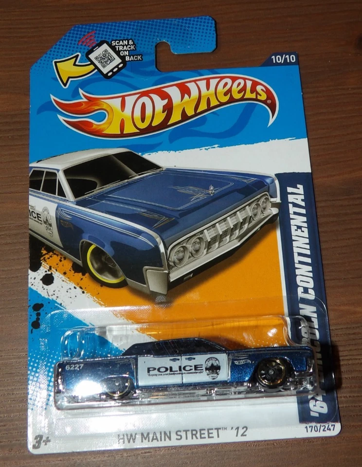 Lincoln Continental 2012 Hot Wheels HW Main Street - 64 - azul - policía Foto 2 de 3