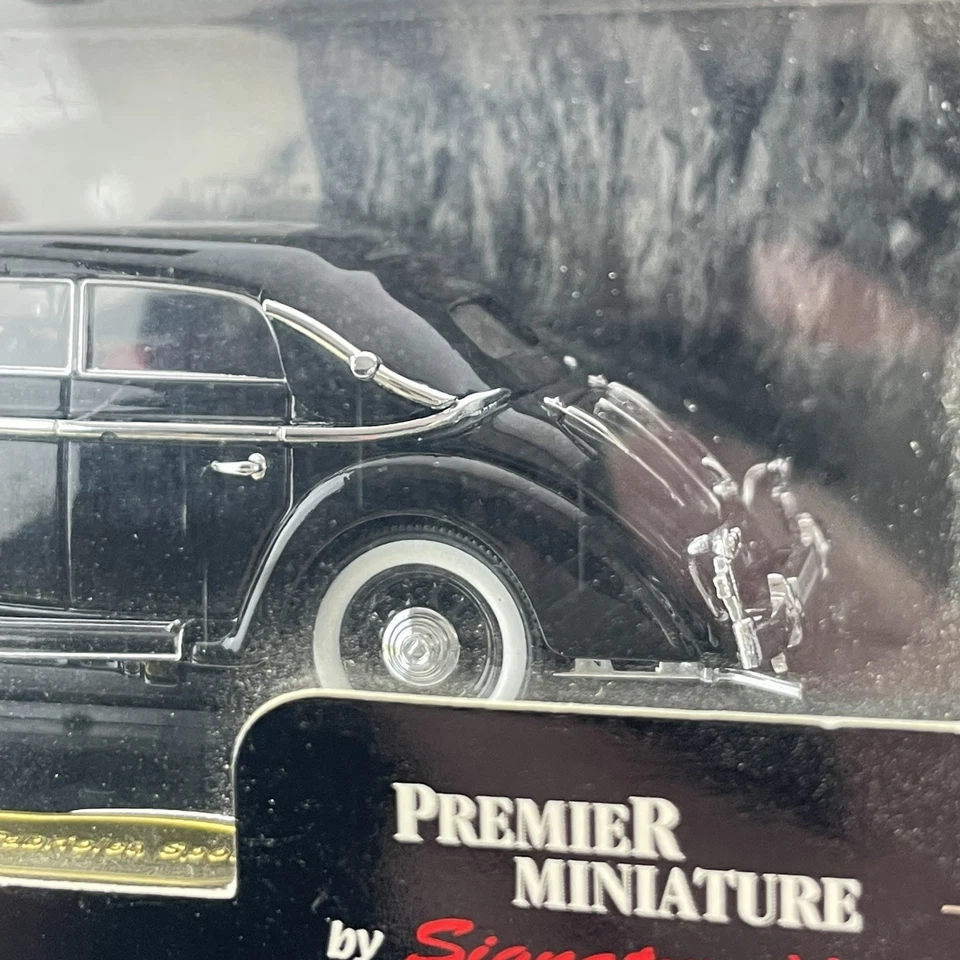 Signature Models Boxed 1:43 Scale Maybach 1937 SW 38 4 Door Cabriolet Spohn - Image 3 of 4