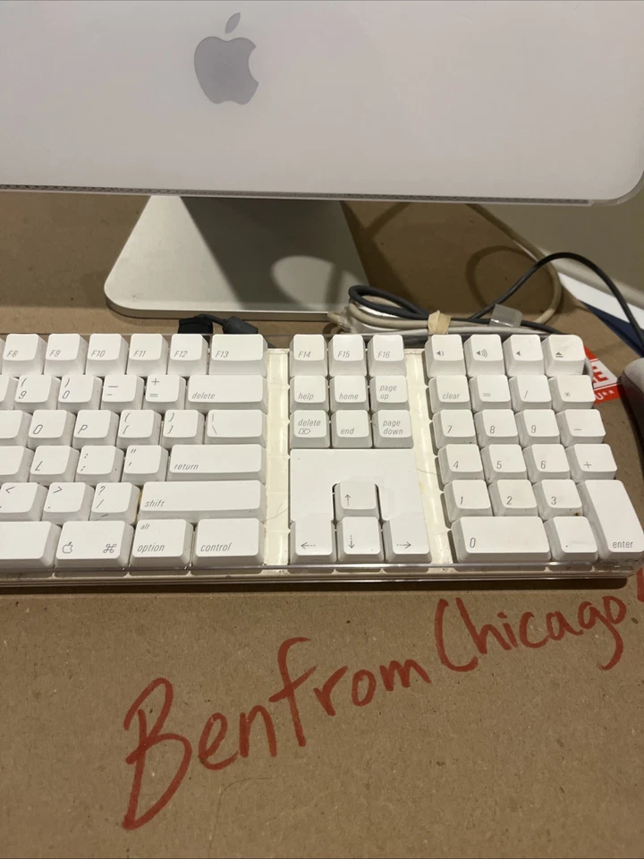 Apple iMac A1208 17" Intel Core 2 Duo 2GHz 2GB Ram / Usado Estado/Como Está - Imagem 3 de 4