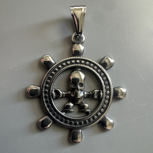 Skull Skeleton Nautical Ship Stainless Steel Pendant 24 Inch Box Chain Captain