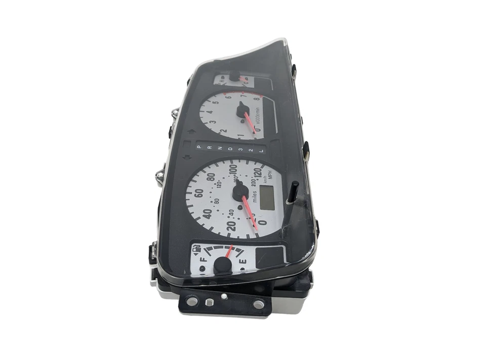 00 - 04 Mitsubishi Montero Sport Speedometer Dash Panel Instrument Cluster Oem - Image 2 of 4