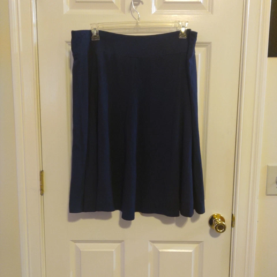 Liz Claiborne Women's Navy Blue Cotton Flare Midi Skirt Size 1X - Image 4 of 4