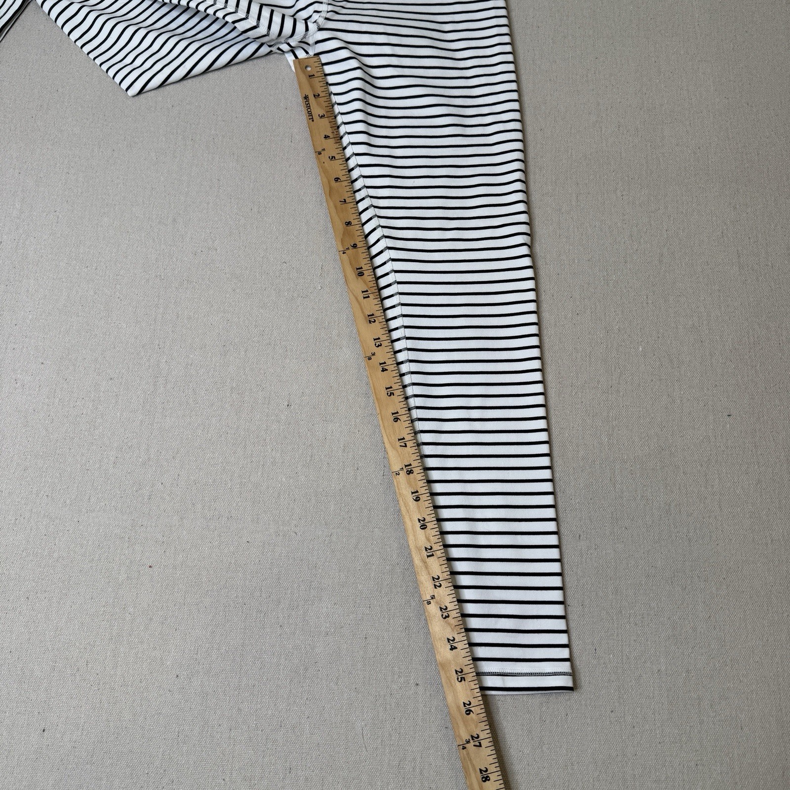 GLYDER Women's Medium Pure Barre Black White Striped Full Length Leggings Pants