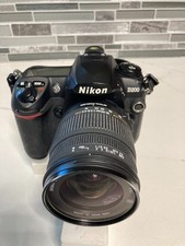 Nikon D200 camera and acc. Please read all details.