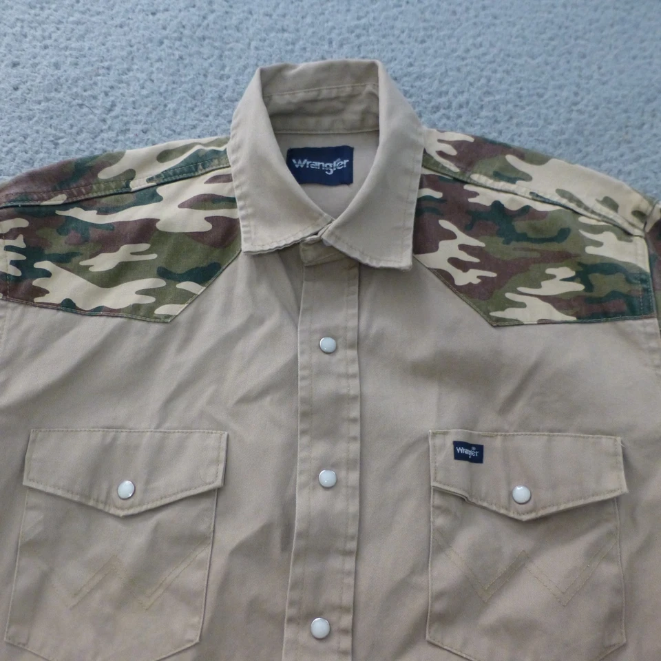 Camisa Wrangler Para Hombres Grande Perla Brocha a Presión Beige Camuflaje Vaquero Occidental Pesada Foto 3 de 4