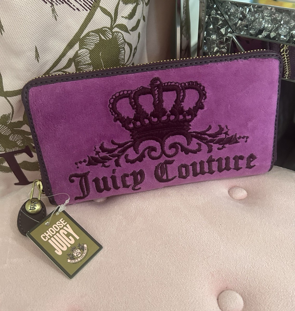 Y2K NWT Vintage 2010 Juicy Couture Fuschia Pink Velour Wallet