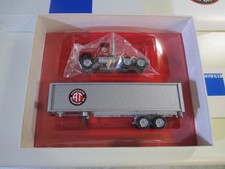Winross 1/64 Associated Trans Highway Pioneer...