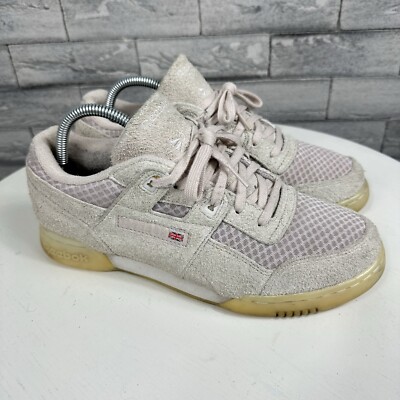 Reebok Size 9 SAMPLE Grey Fuzzy Suede Sneakers Shoes