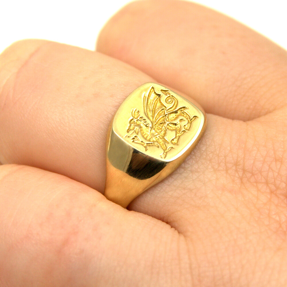Welsh Dragon Signet Ring 9ct Gold Fully UK Hallmarked Solid Heavy Ring ...