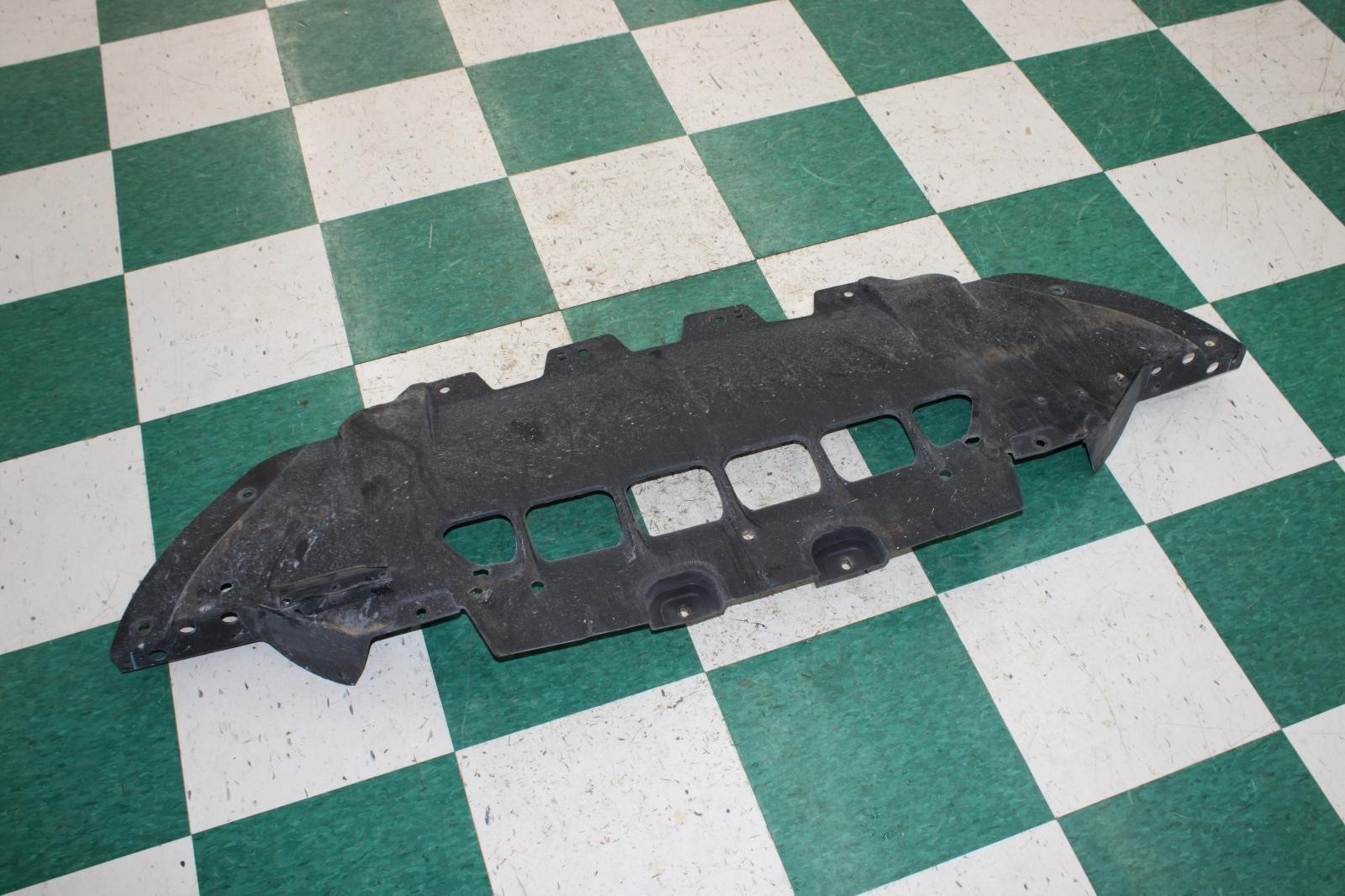 Maserati Ghibli 2014-2020 Front Lower Shield panel