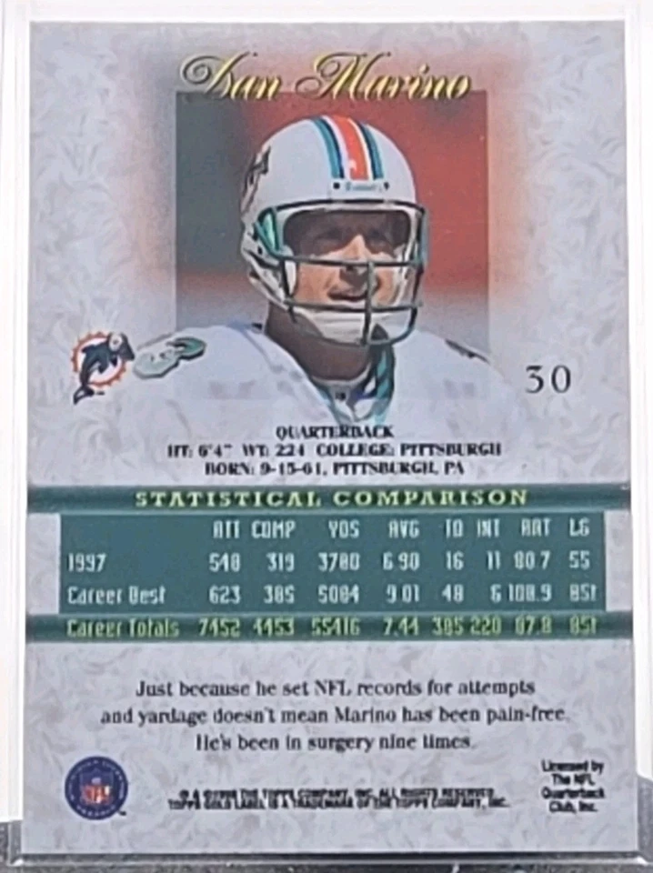 1998 Topps Gold Label Gold Class 3 Dan Marino #30 Miami Dolphins FRESH PULL - Image 3 of 3