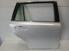 Porte arrière et accessoires Subaru LEGACY