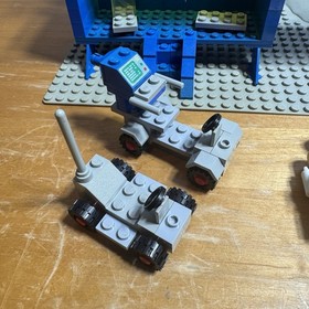 LEGO Classic Space #493 Space Command Center - AS IS - READ