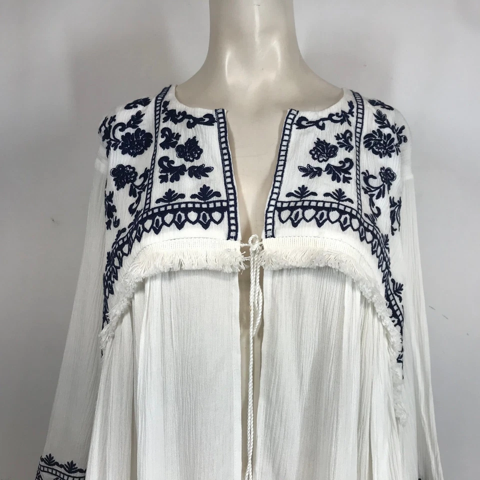 Torrid 白色海军刺绣流苏领带和服夹克开衫加大 4 码 — 第 2/4 张图片