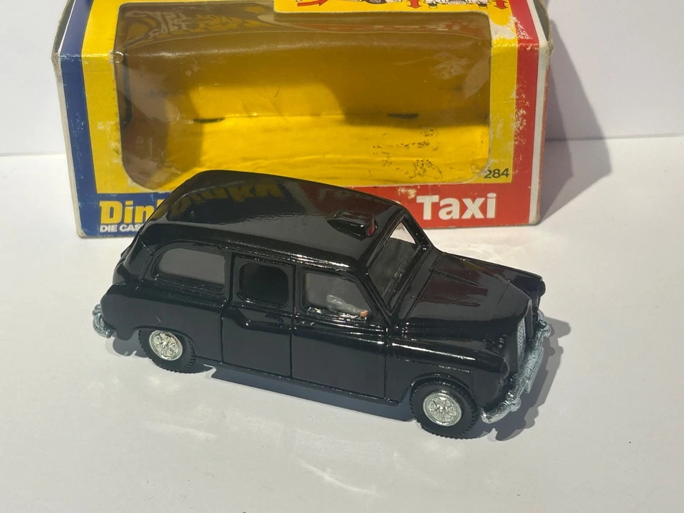 Dinky Toys 284 London Taxi, Boxed, Original, Vintage. - Image 2 of 4