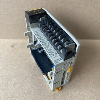 1x OMRON SYSMAC CQM1 CQM1-OD214 Digital-Ausgangsmodul