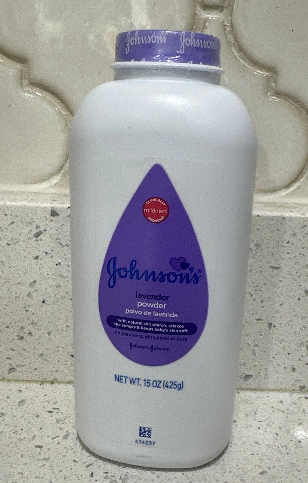 Johnson's Baby Powder Calming Lavender Cornstarch Hypoallergenic 15 oz Sealed
Opens in a new window