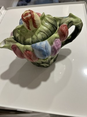 Vintage World Bazaars Multicolored Tulip  Ceramic Tea Pot