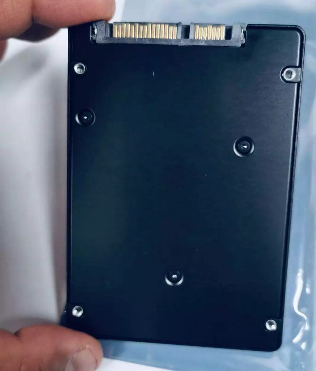 1.92TB SM863A SAMSUNG SSD E149091 MZ-7KM1T9N SATA 6Gbps MZ