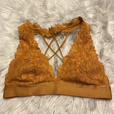 Victoria  s Secret PINK Medium Bralette Wireless Lightly Lined Strappy Back