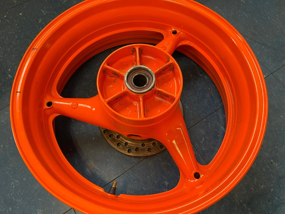 Задний обод колеса Honda CBR954RR CBR 954rr 2002 2003 - Изображение 4 из 4