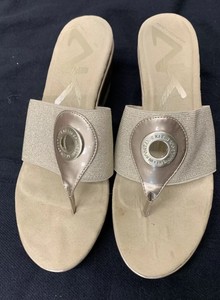 anne klein thong sandals