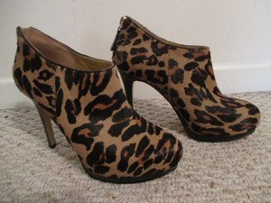 nine west leopard print shoes