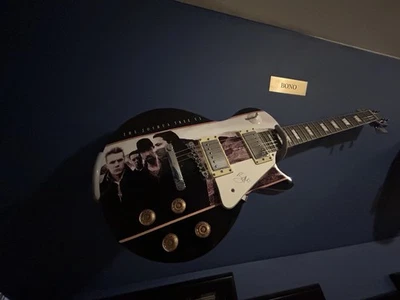 Bono Signed Guitar Autographed U2 Joshua Tree JSA LOA - Image 1 of 4