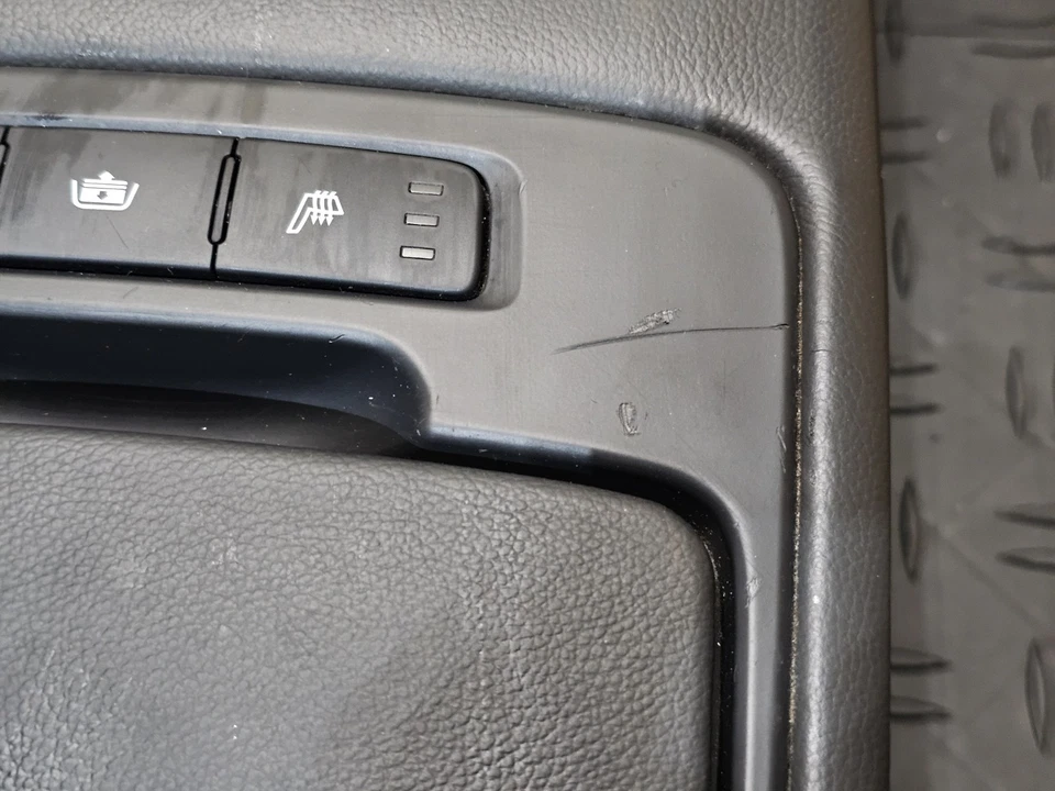 Reposabrazos asiento central trasero Genesis G80 17-20 reposabrazos portavasos calefacción asientos sombra Foto 3 de 4