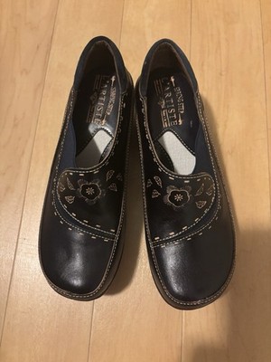 L'Artiste Spring Stop Navy Blue Slip On Burbank Clogs NEW