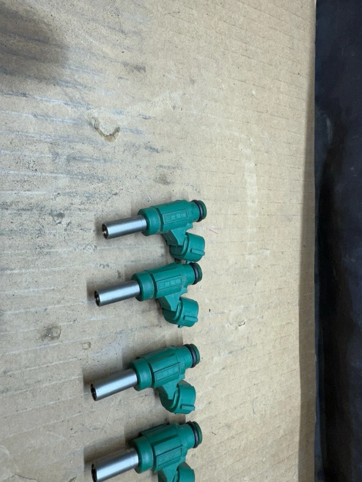 21-24 Kawasaki ZX10R Ninja ZX 10 Gas Fuel Injectors - Изображение 2 из 4